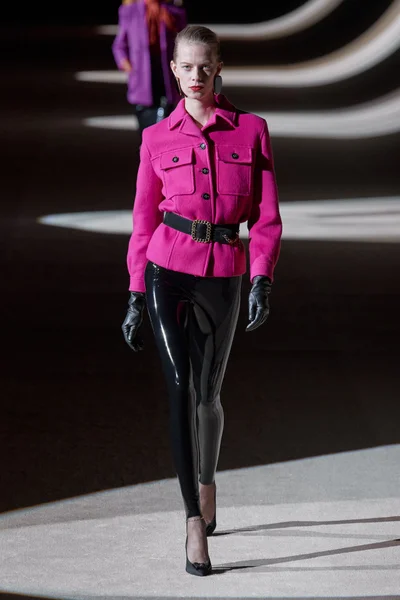 Look 45